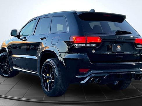 Used 2018 Jeep Grand Cherokee Trackhawk AWD/4WD image 4