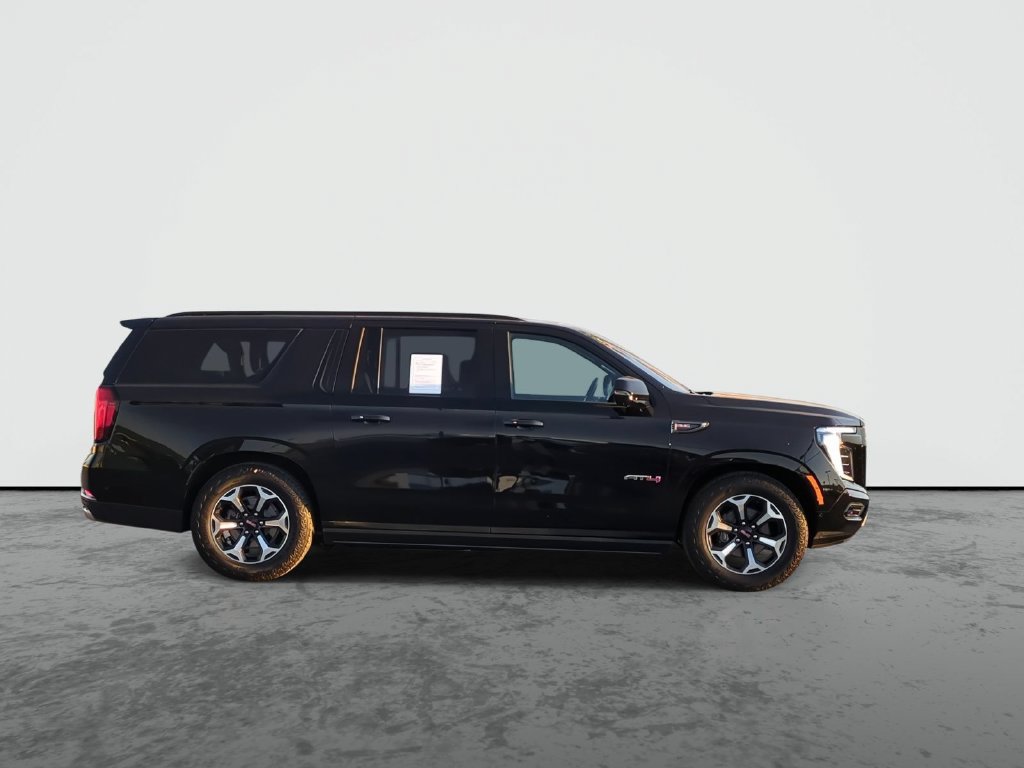Certified 2026 GMC Yukon XL AT4 w/ AT4 Premium Plus Package AWD/4WD image 9
