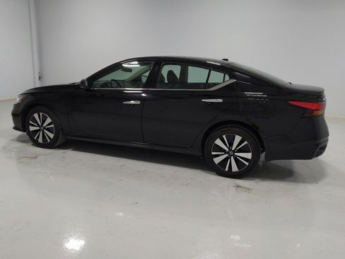Used 2022 Nissan Altima 2.5 SL image 3