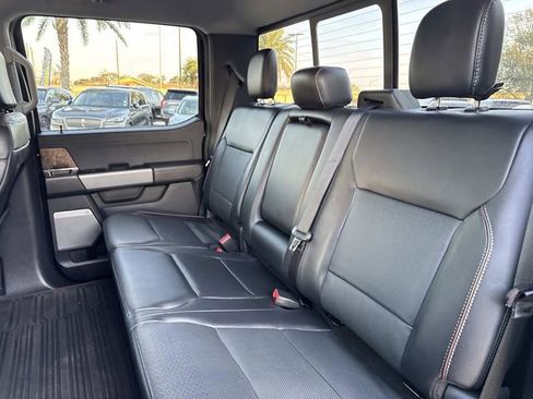 Certified 2022 Ford F150 Lariat w/ Equipment Group 502A High image 17