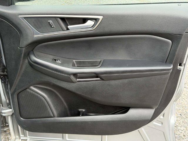 Used 2024 Ford Edge SEL AWD/4WD image 8