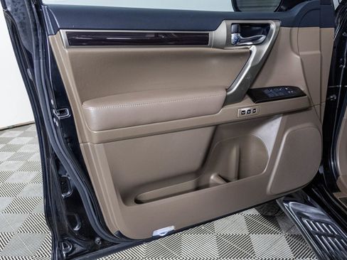 Used 2017 Lexus GX 460 460 image 33