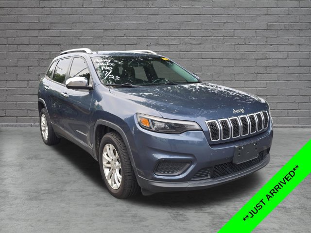 Used 2020 Jeep Cherokee Latitude w/ Cold Weather Group FWD image 1