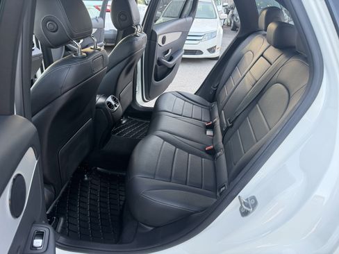 Used 2019 Mercedes-Benz GLC 300 image 20