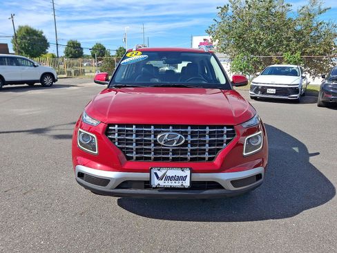 Certified 2022 Hyundai Venue Limited image 35