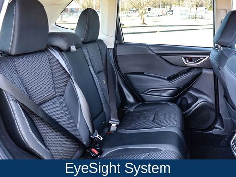 Used 2023 Subaru Forester Premium image 17