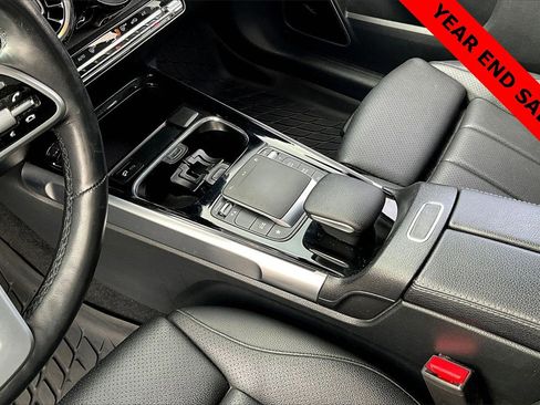 Used 2021 Mercedes-Benz GLB 250 4MATIC image 15