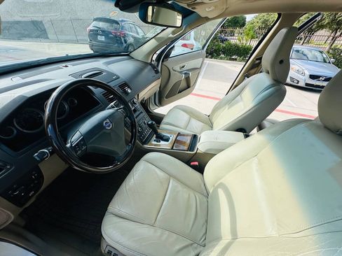 Used 2011 Volvo XC90 3.2 FWD image 13