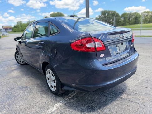 Used 2013 Ford Fiesta S w/ Convenience Pkg FWD image 5