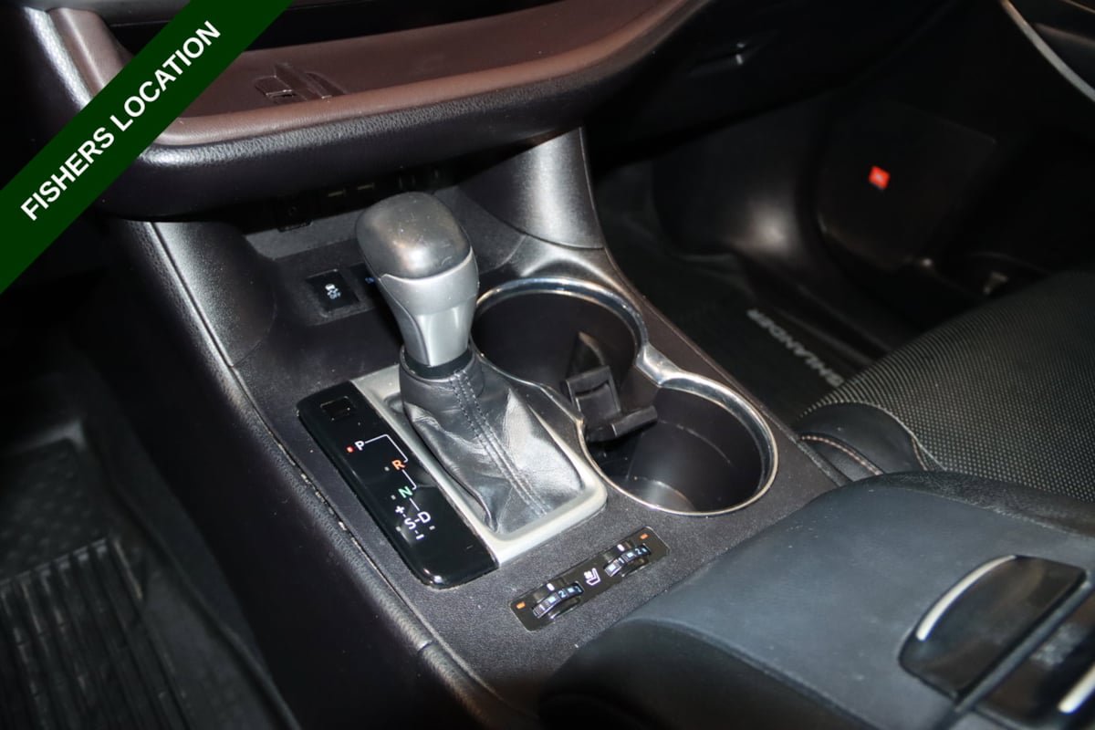 Used 2019 Toyota Highlander Limited AWD/4WD image 40
