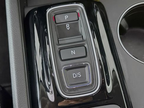 Used 2025 Honda Pilot EX-L image 22