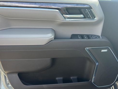 Certified 2024 Chevrolet Silverado 1500 LTZ image 16