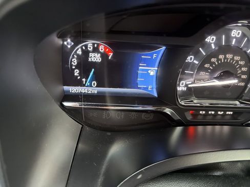 Used 2017 Lincoln Navigator Select image 27