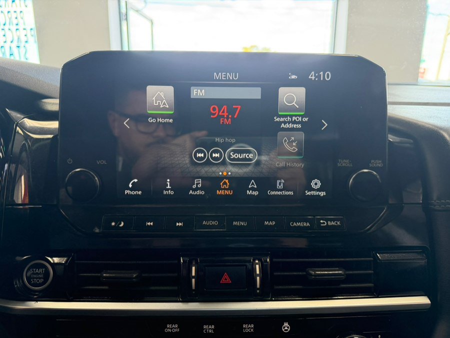 Used 2022 Nissan Pathfinder Platinum AWD/4WD image 65