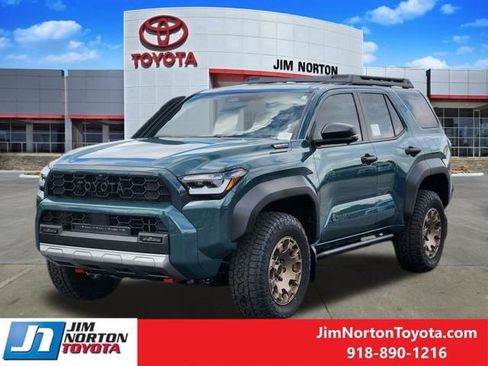 New 2026 Toyota 4Runner Trailhunter AWD/4WD image 2