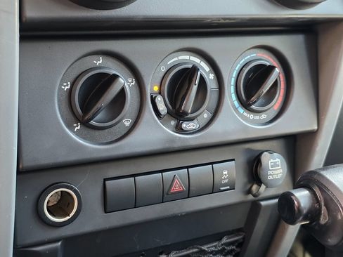 Used 2010 Jeep Wrangler Unlimited Sport AWD/4WD image 34