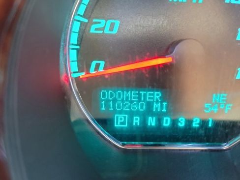 Used 2011 Buick Lucerne CXL image 27