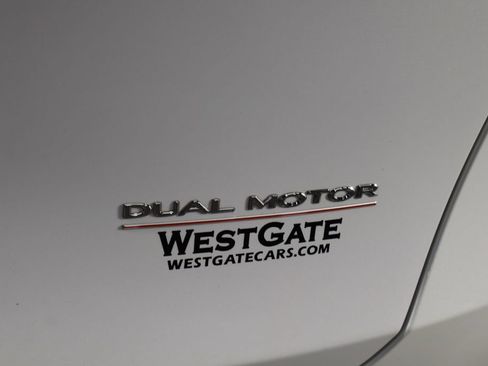 Used 2023 Tesla Model Y Performance AWD/4WD image 49