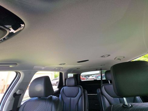 Used 2024 Hyundai Palisade SEL FWD image 14