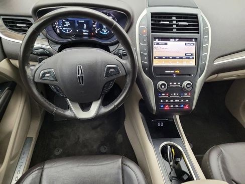 Used 2017 Lincoln MKC Reserve image 22