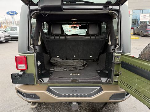 Used 2016 Jeep Wrangler Unlimited Sahara image 34