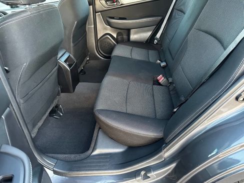 Used 2019 Subaru Outback 2.5i image 14