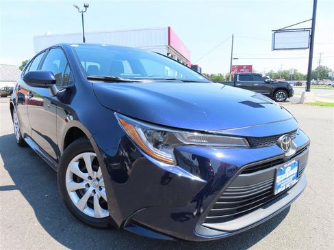 Used 2026 Toyota Corolla LE FWD image 2