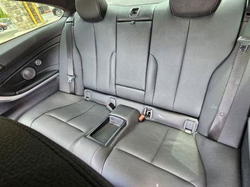 Used 2019 BMW 430i Coupe w/ Executive Package RWD image 28