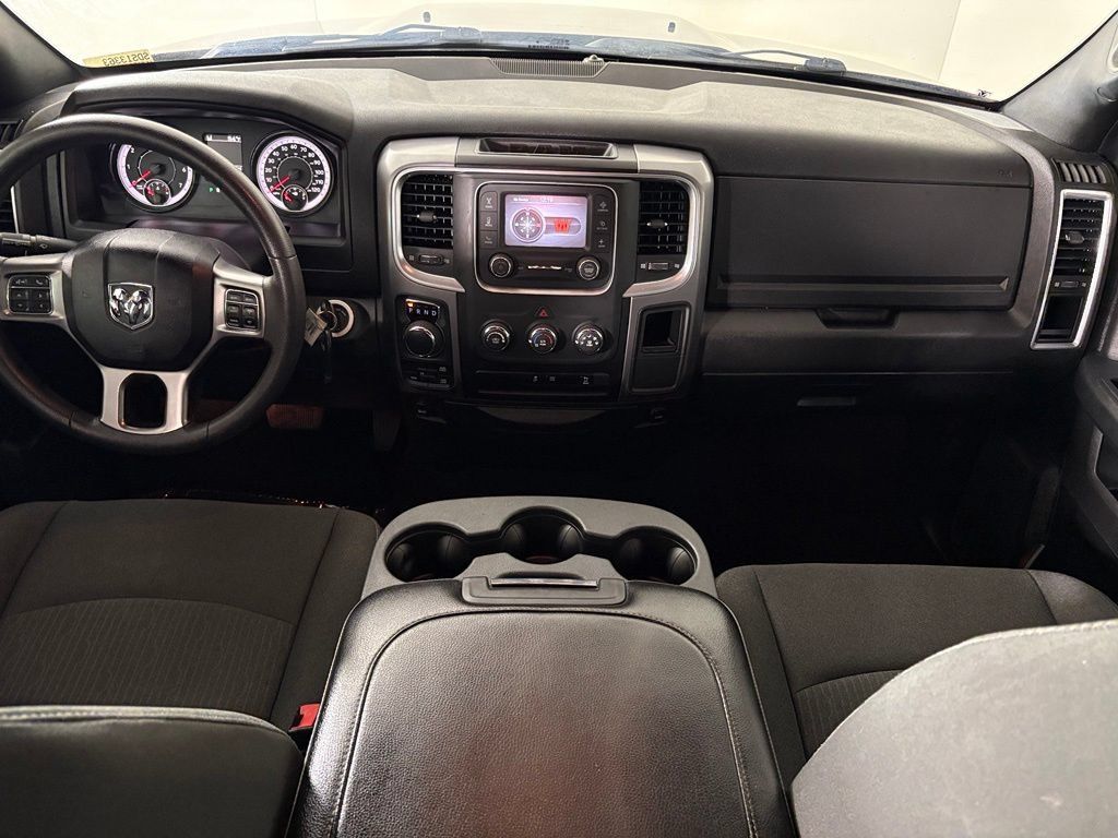 Used 2024 RAM 1500 Warlock AWD/4WD image 31