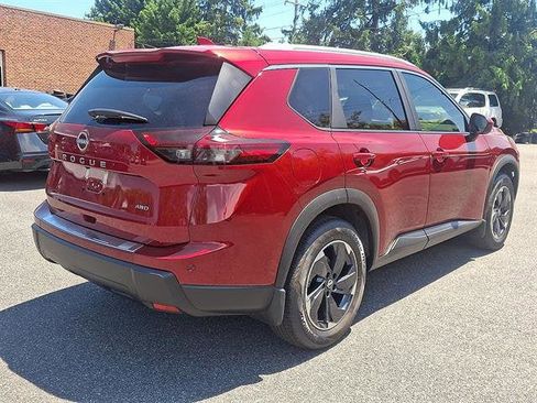 Certified 2026 Nissan Rogue SV w/ SV Premium Package AWD/4WD image 7