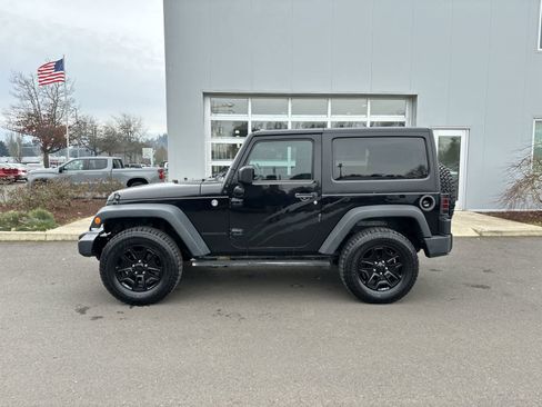 Used 2015 Jeep Wrangler Willys Wheeler image 2