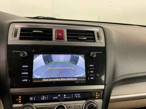 Used 2016 Subaru Outback 2.5i Premium image 20