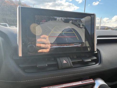 Used 2024 Toyota RAV4 XLE image 19