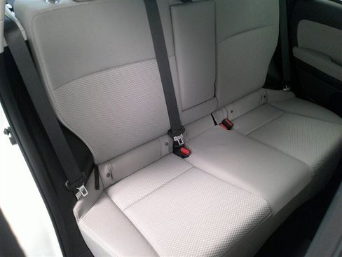 Used 2015 Subaru Forester 2.5i Premium w/ All-Weather Package image 25