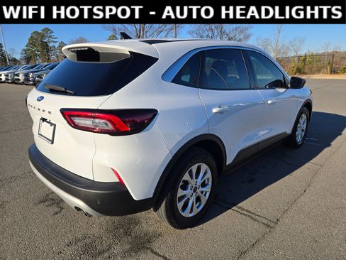 Used 2023 Ford Escape Active image 7