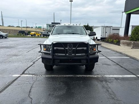 Used 2016 RAM 2500 Tradesman w/ Chrome Appearance Group AWD/4WD image 3
