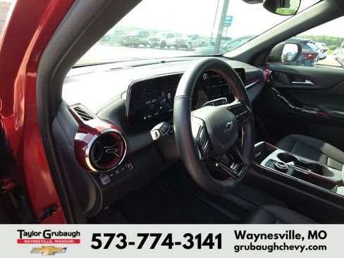 Certified 2026 Chevrolet Equinox RS w/ LPO, Floor Liner Package AWD/4WD image 14