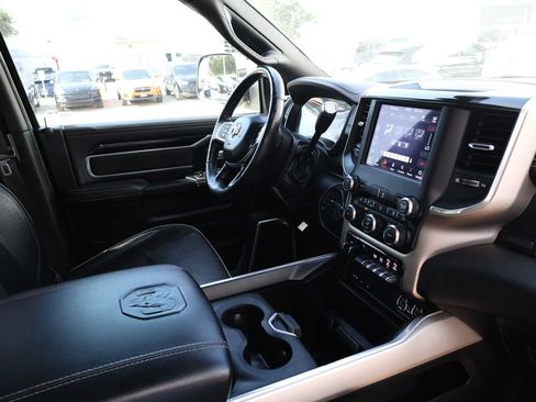 Used 2019 RAM 2500 Laramie AWD/4WD image 14