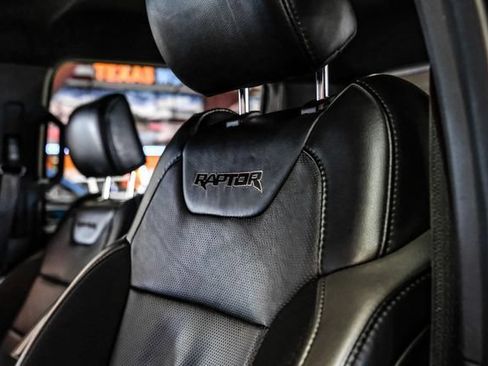 Used 2019 Ford F150 Raptor w/ Equipment Group 802A Luxury AWD/4WD image 29