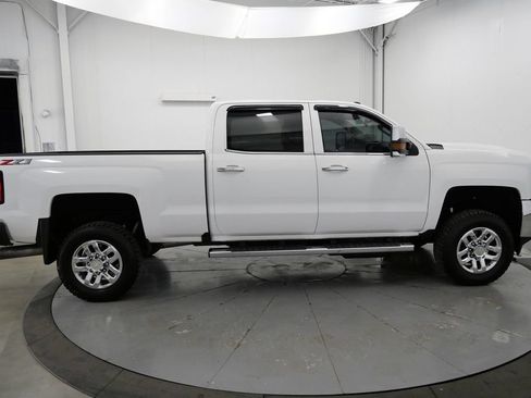 Used 2019 Chevrolet Silverado 3500 LTZ w/ Duramax Plus Package AWD/4WD image 8