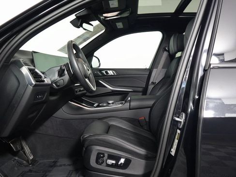 Used 2026 BMW X5 sDrive40i w/ M Sport Package RWD image 10