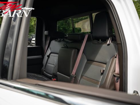 Used 2023 GMC Sierra 3500 Denali w/ Denali Ultimate Package AWD/4WD image 41