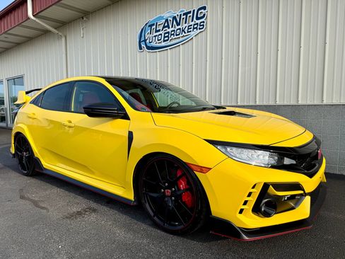 Used 2021 Honda Civic Type R Limited image 4
