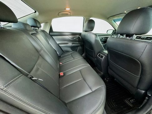 Used 2016 Nissan Altima 2.5 SL FWD image 34