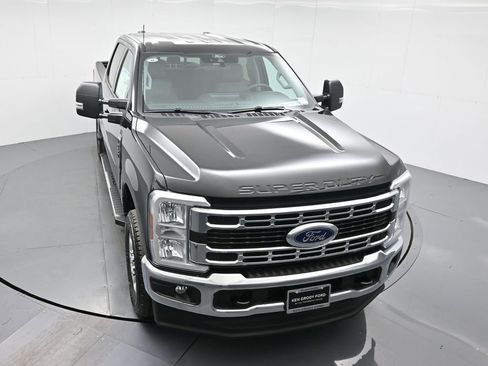 Certified 2024 Ford F250 XLT w/ FX4 Off-Road Package image 40