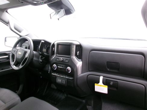 New 2026 Chevrolet Silverado 1500 W/T w/ WT Value Package RWD image 3