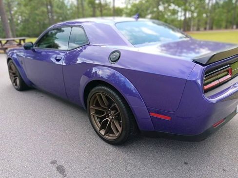 Used 2023 Dodge Challenger SRT Hellcat RWD image 4