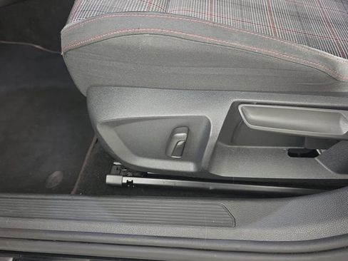 Used 2024 Volkswagen GTI S image 17
