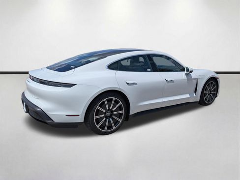 Used 2022 Porsche Taycan 4S AWD/4WD image 4