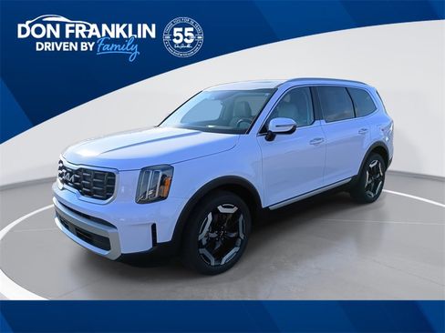 New 2025 Kia Telluride S image 1